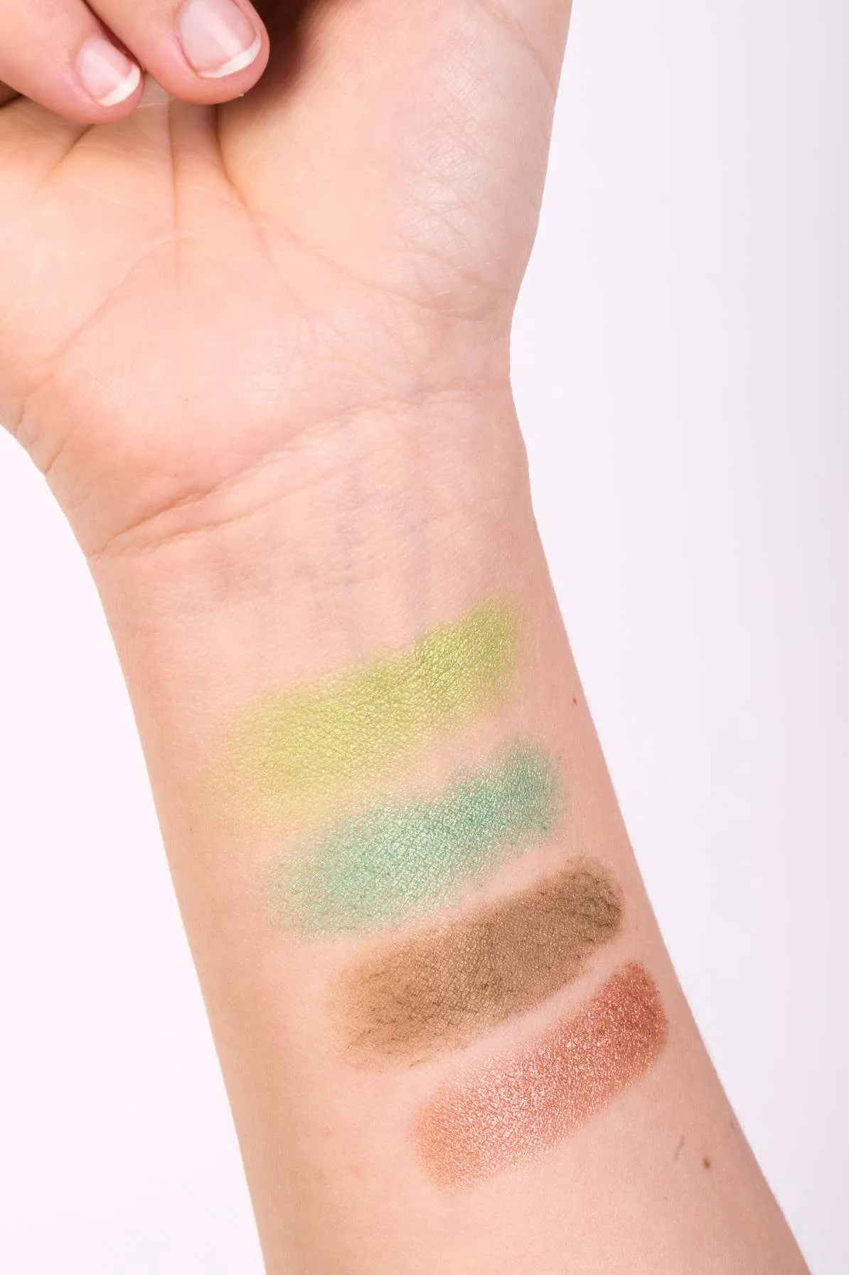 Christmas Gift Giveaway - Coral Reef Eyeshadow Bundle Offer