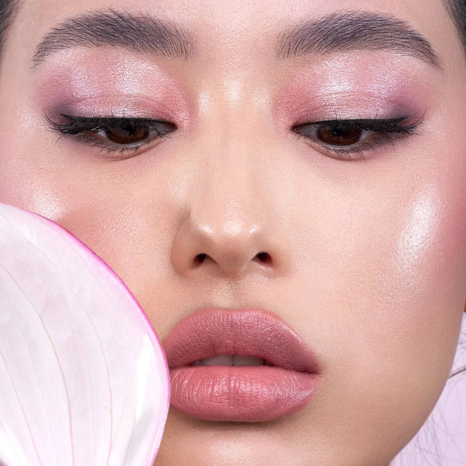 MINI ROSE EYESHADOW PALETTE