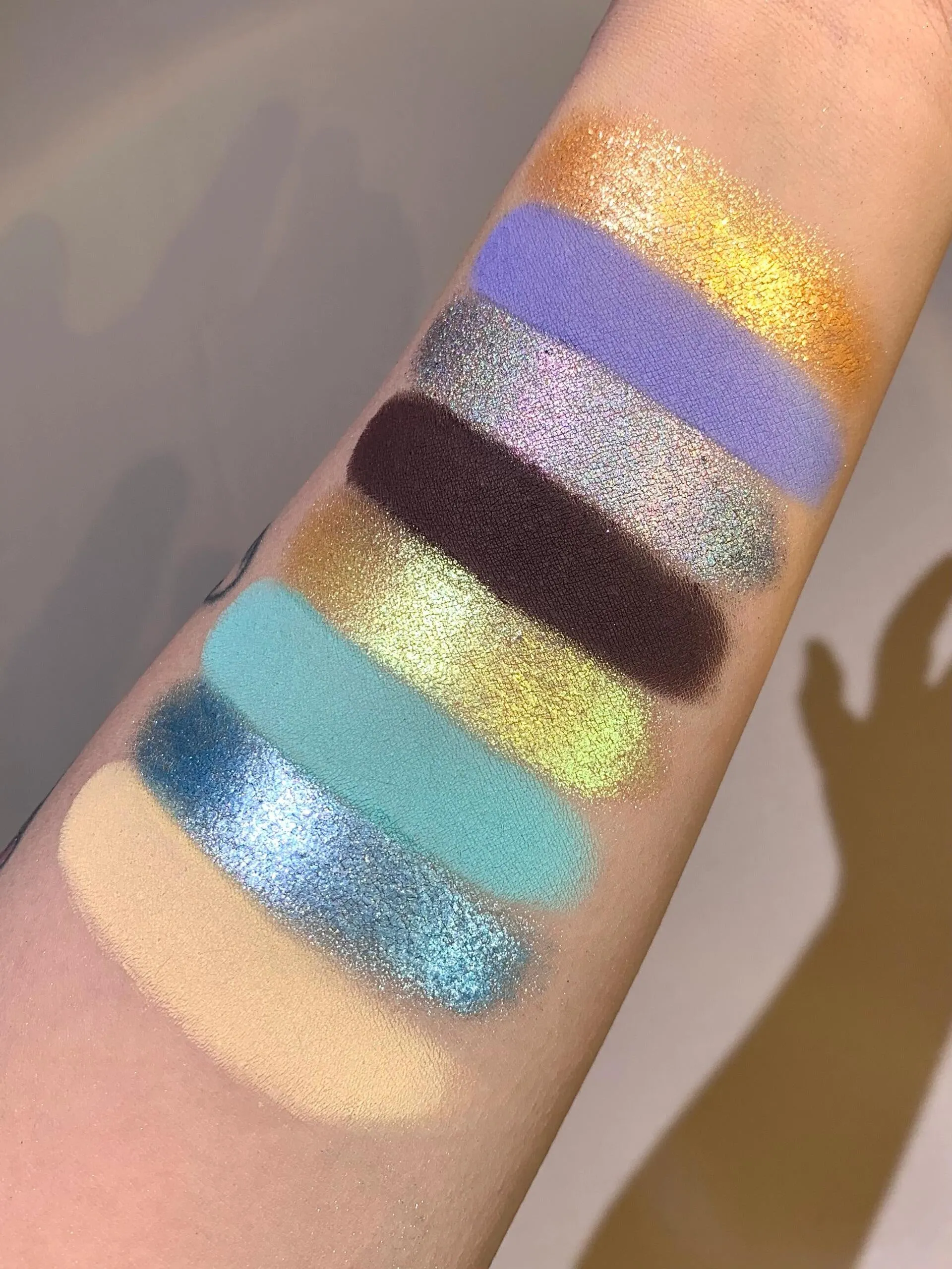 Narimi "Back to the 90s" Eyeshadow Palette - #11 Pegasus Knight (Gilded Gold)
