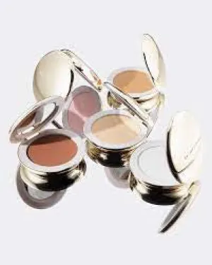 Westman Atelier Vital Pressed Skincare Powder